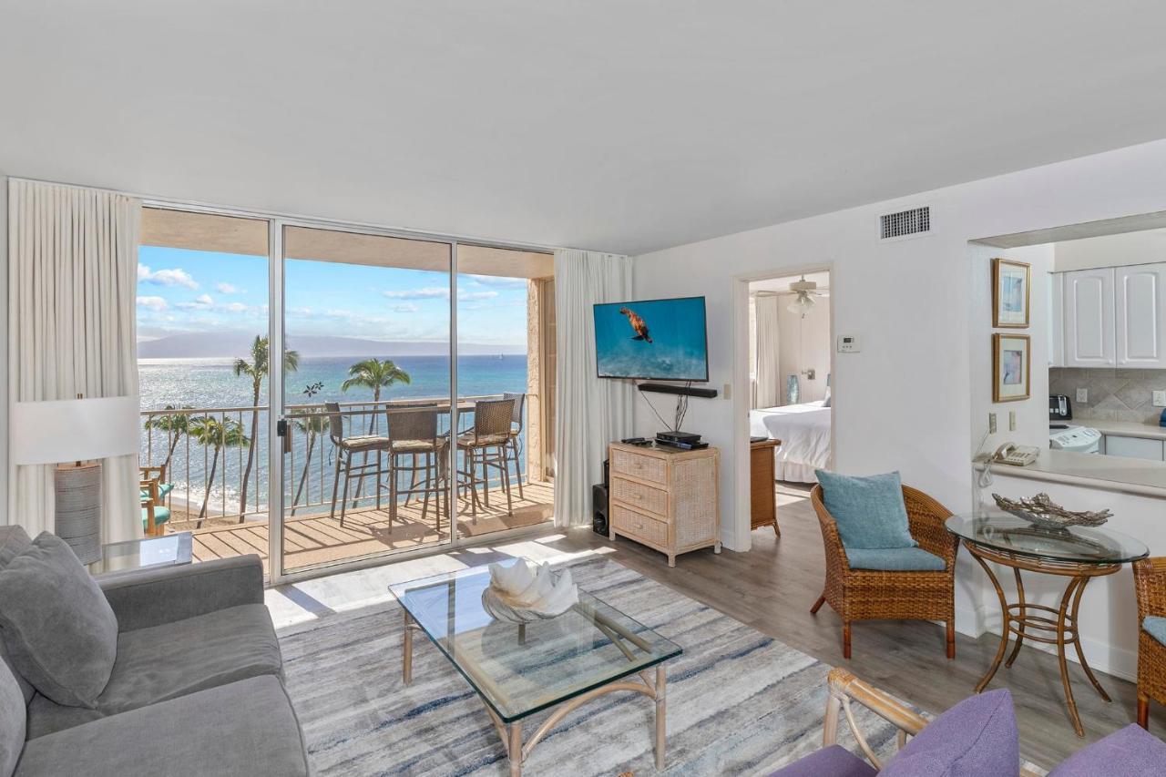 Вілла Incredible Beachfront 1Br - Sleeps 4 Awesome Location And In The Center Of Restaurants Many Beaches Golf And More Kahana Екстер'єр фото